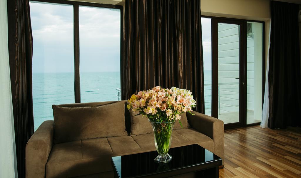 Kobuleti Pearl Of Sea Hotel & Spa 外观 照片